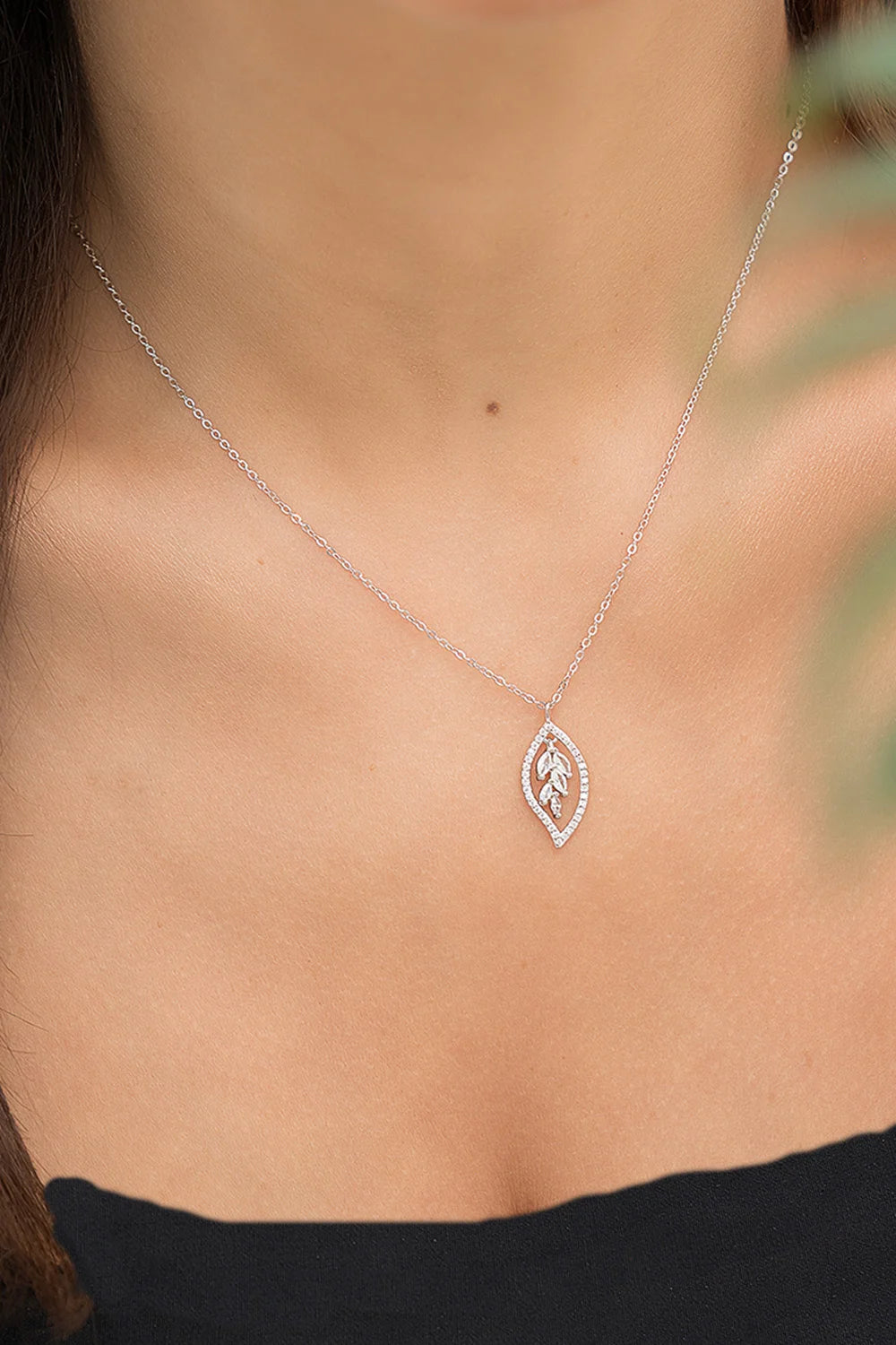 Belleaf Silver Necklace