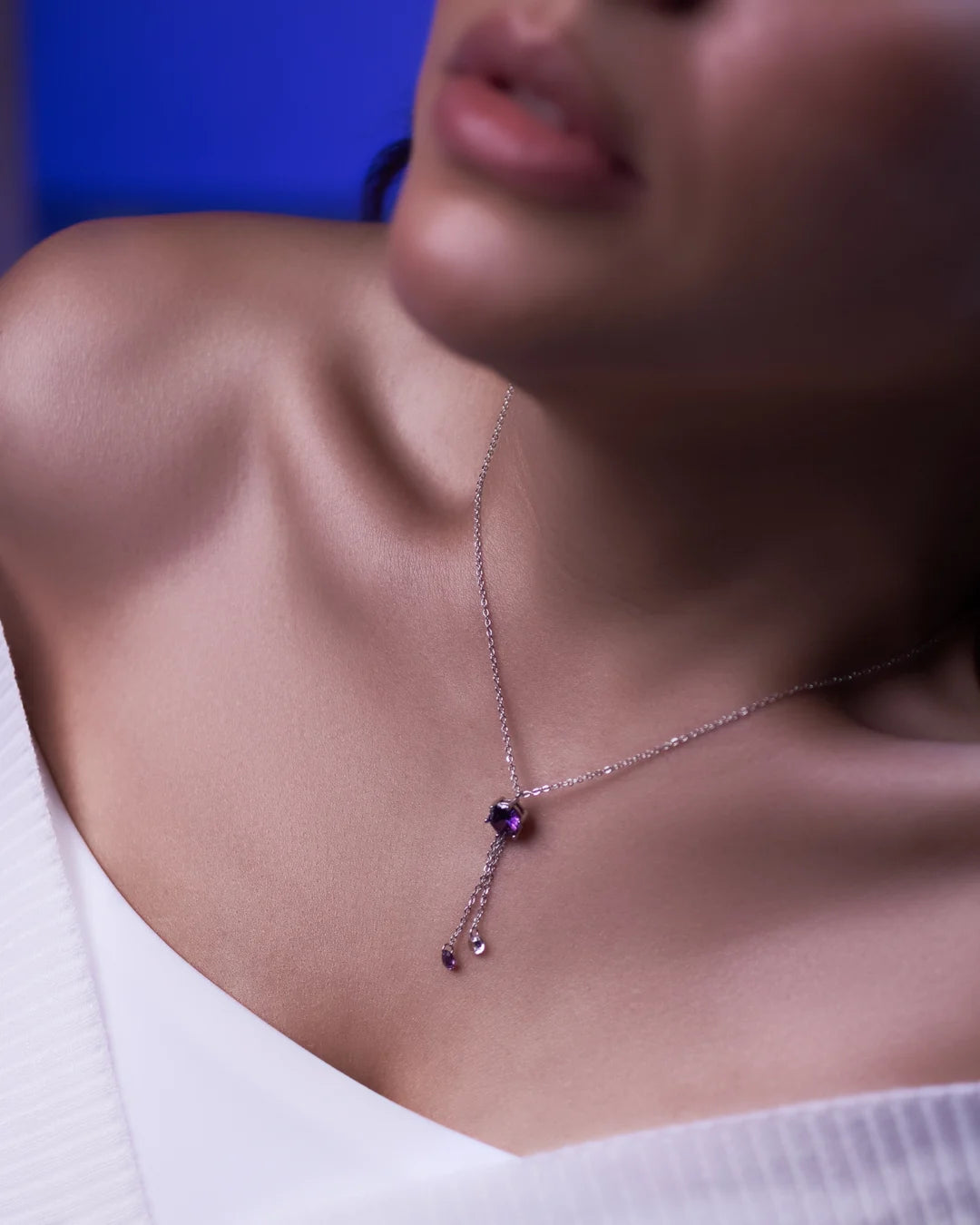 Elegant Violet Silver Necklace