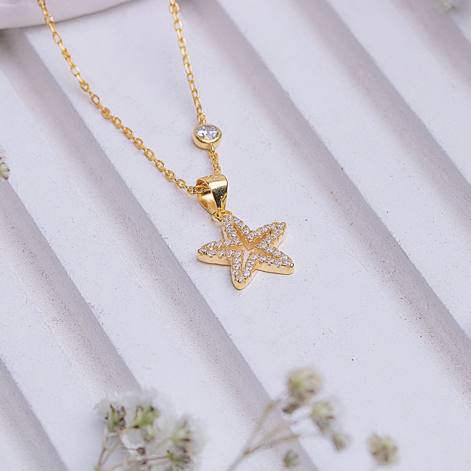 Elegant Sea star Silver Gold-plated Necklace