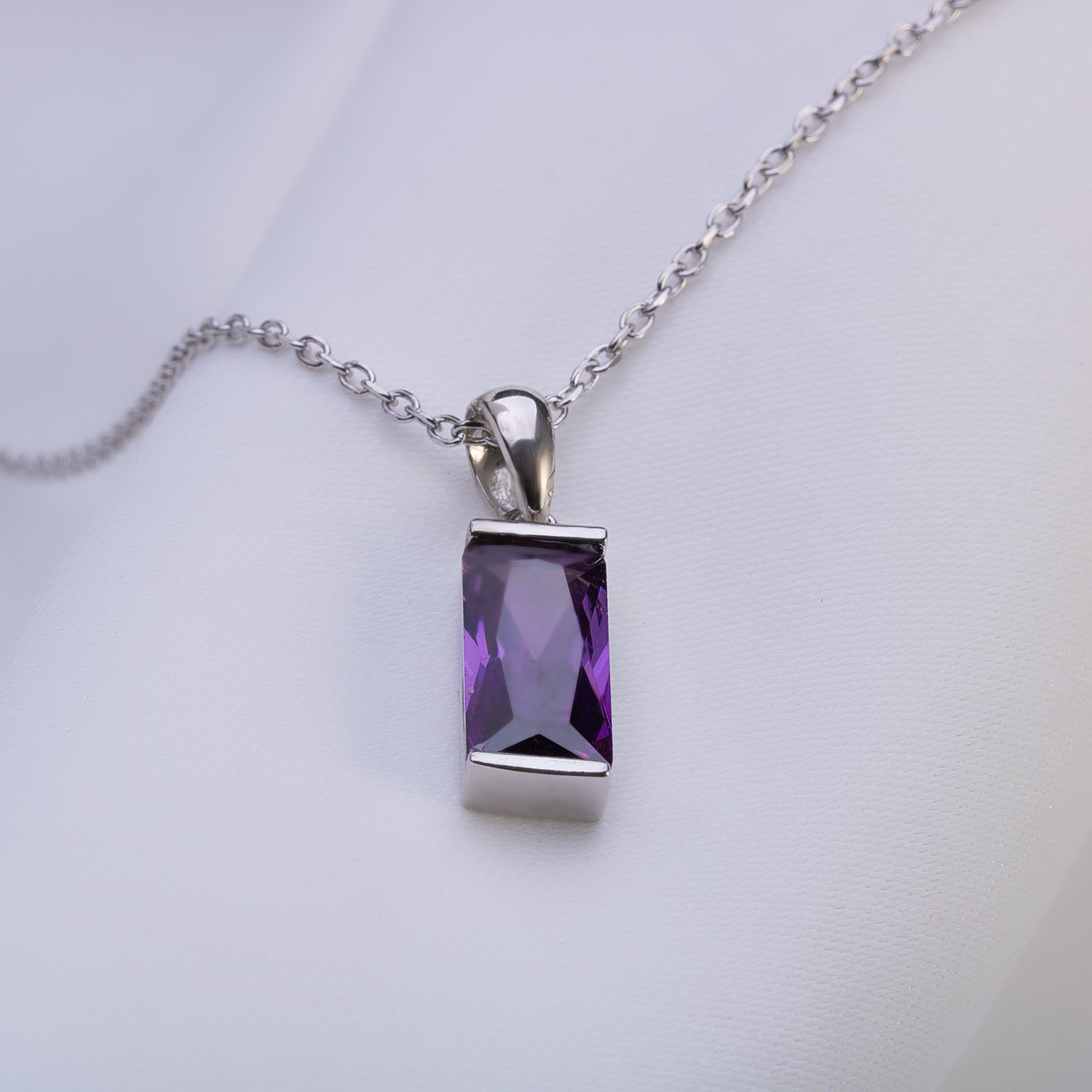 Lavender Glow Silver Necklace