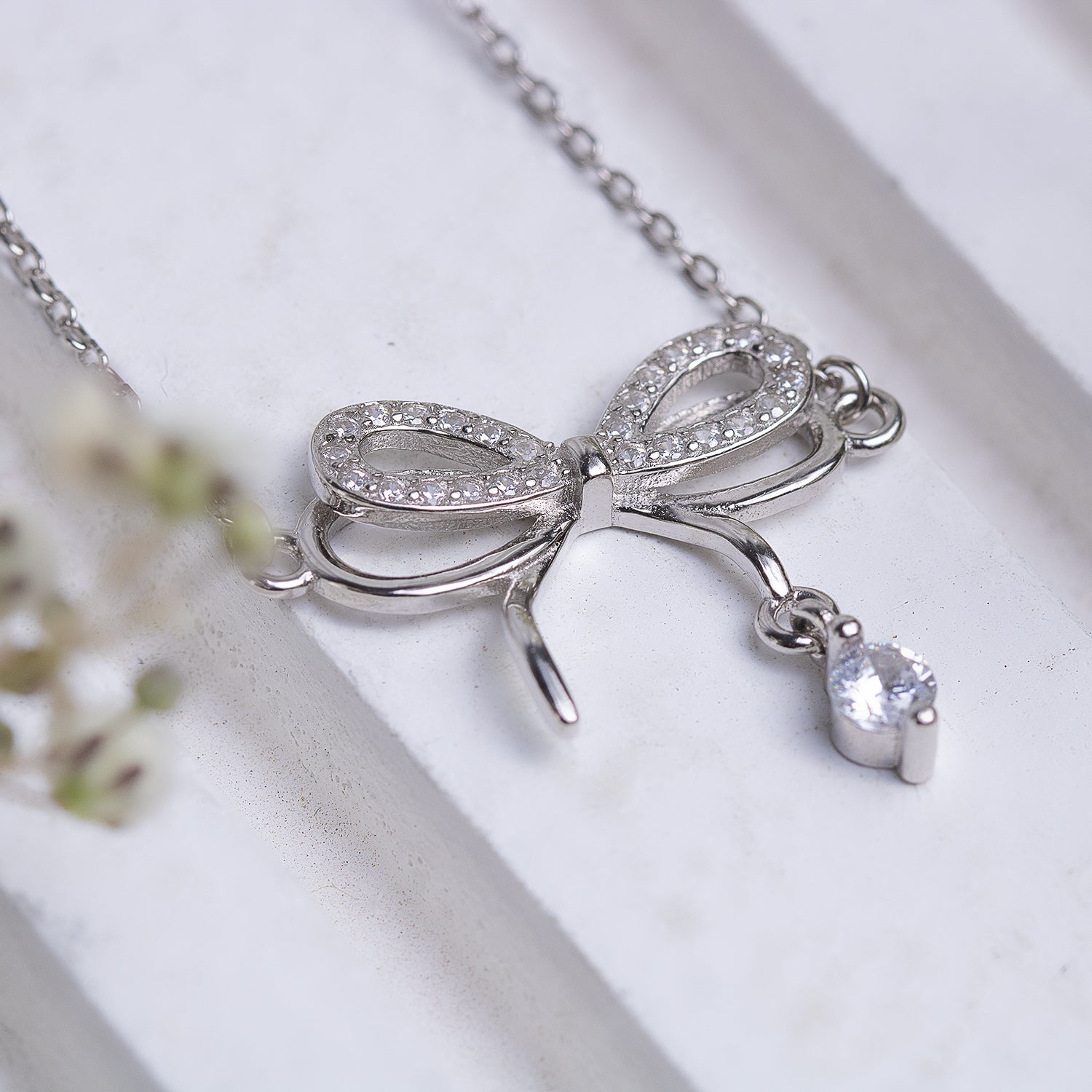 Elegant Bow Silver Necklace