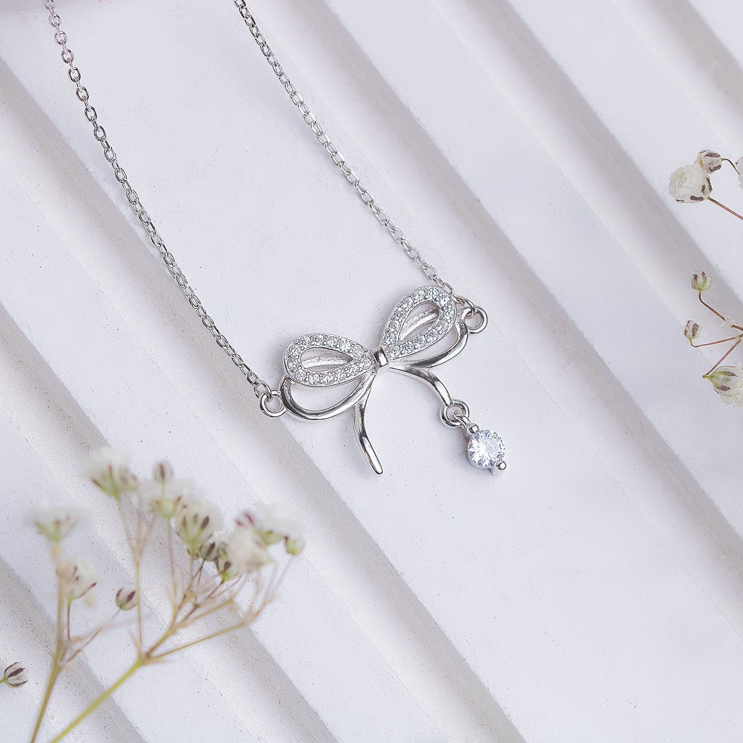 Elegant Bow Silver Necklace