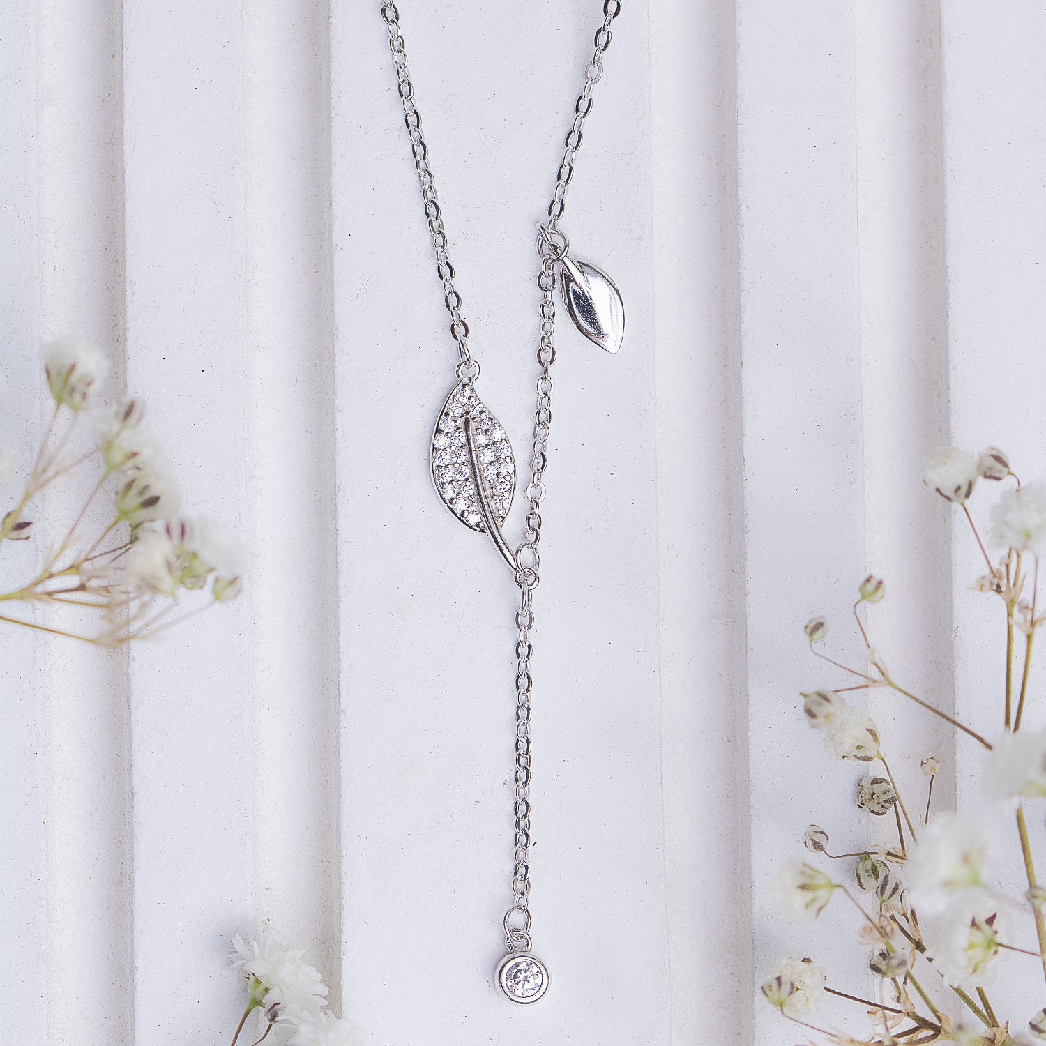 Leaf Harmony Silver Necklace