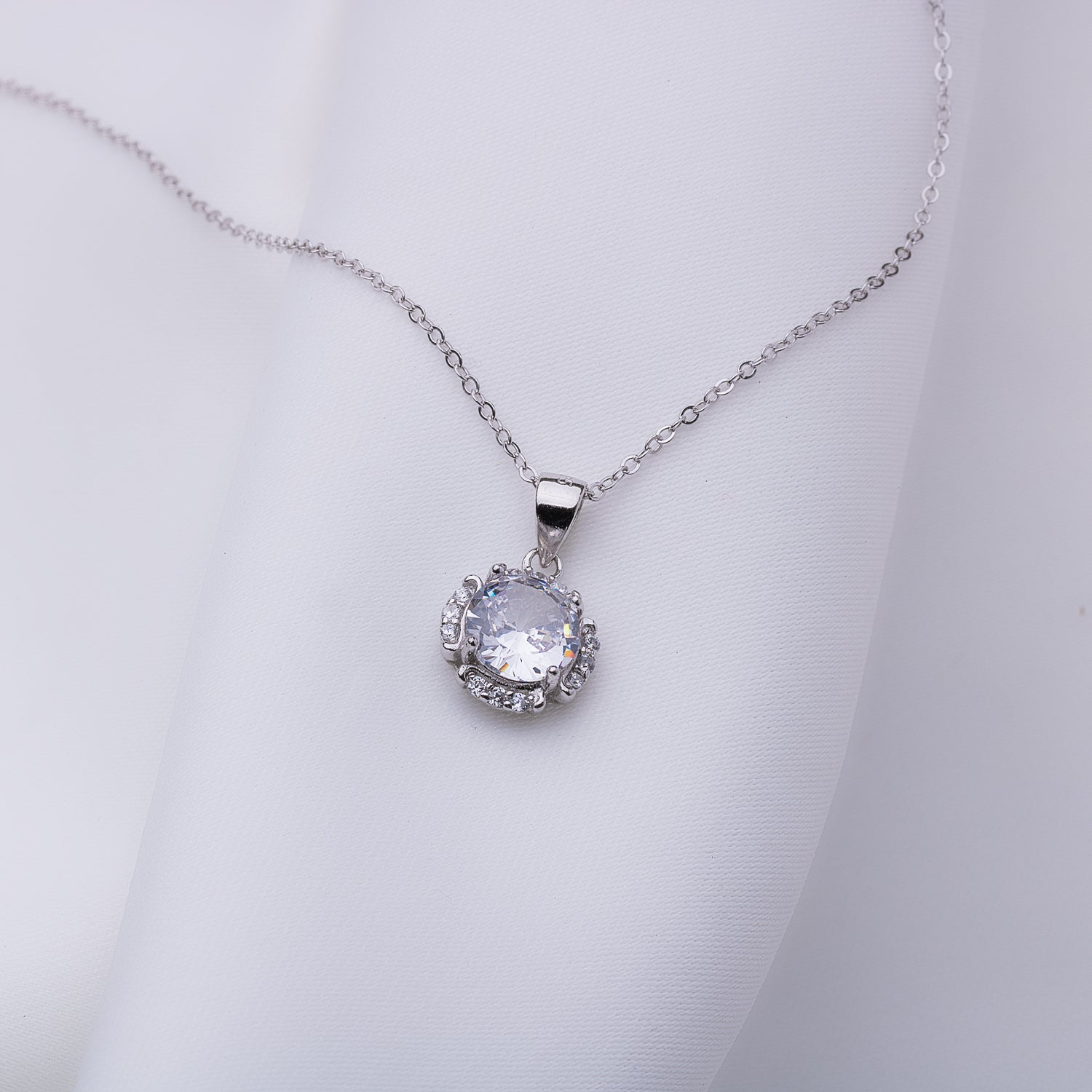 Diamond Dew Silver Necklace