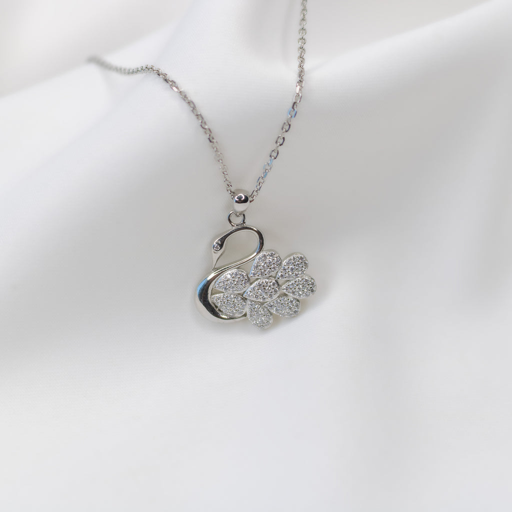 Dazzling Swan Silver Necklace