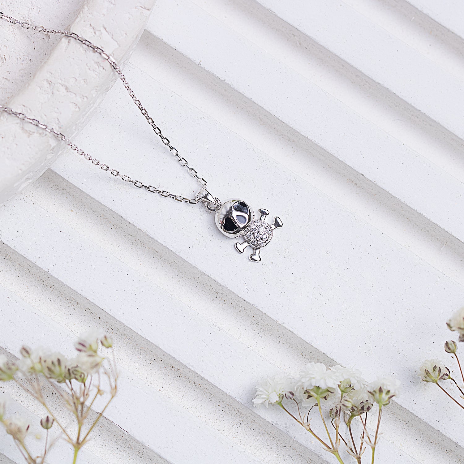 Cutie Skull Silver Necklace