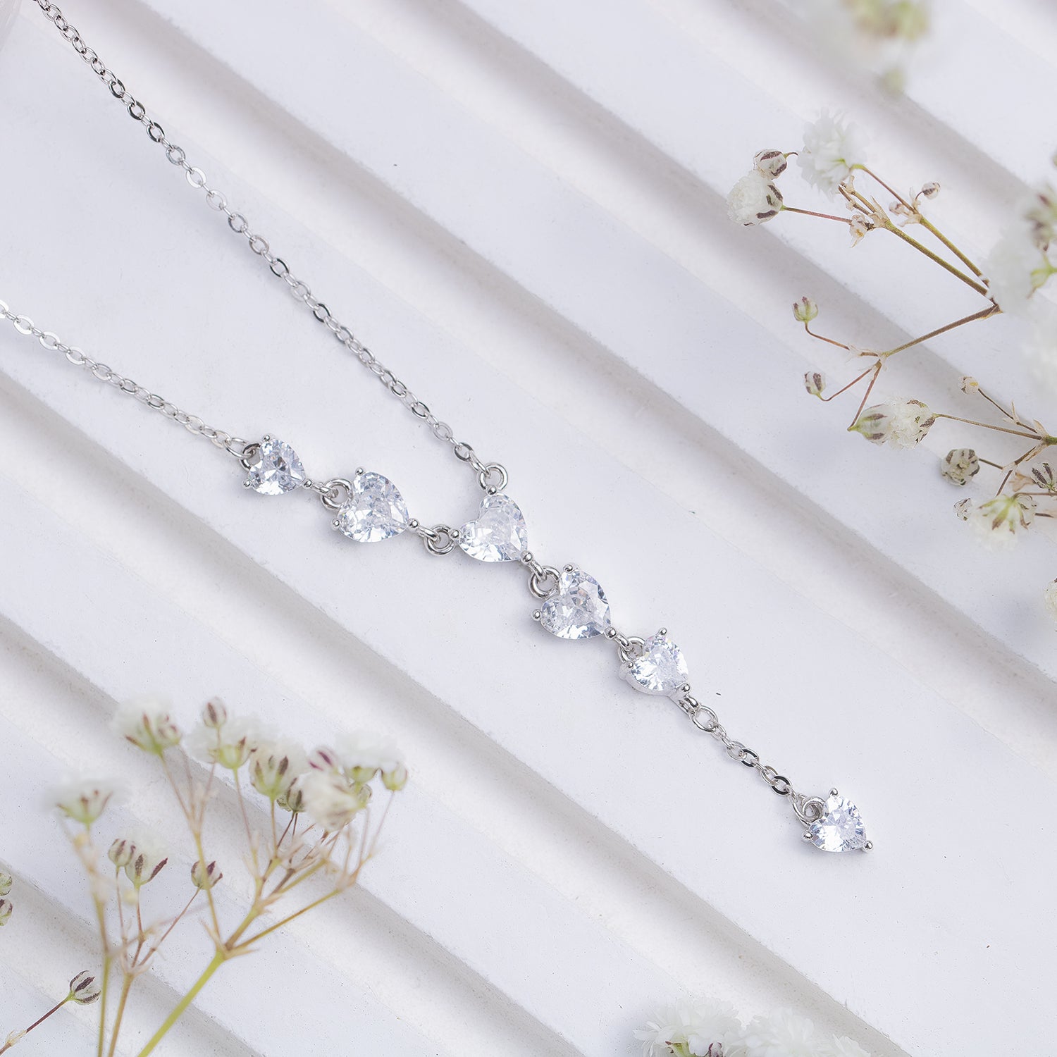 Diva Hearts Silver Necklace