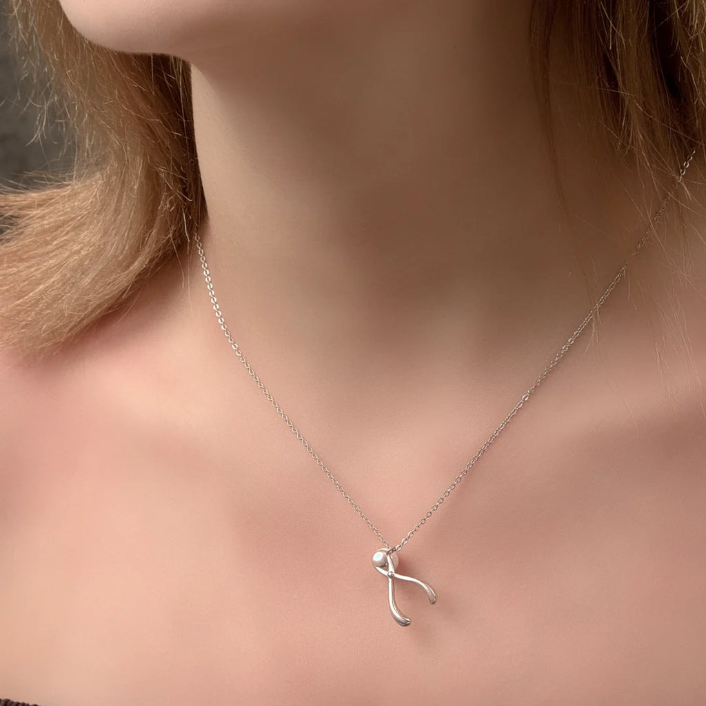 Pearl Revival Silver Necklace