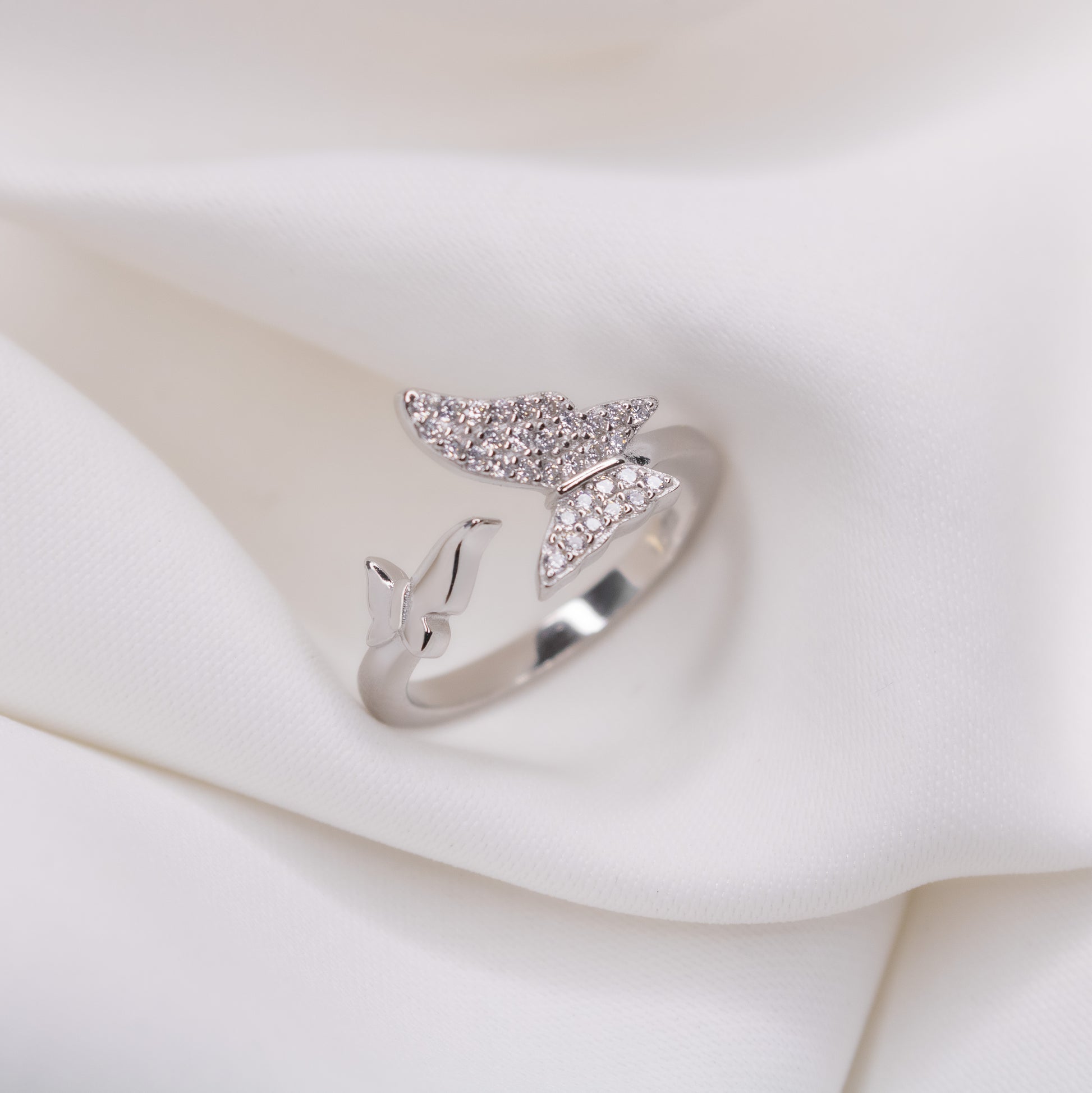 butterfly bond Silver ring