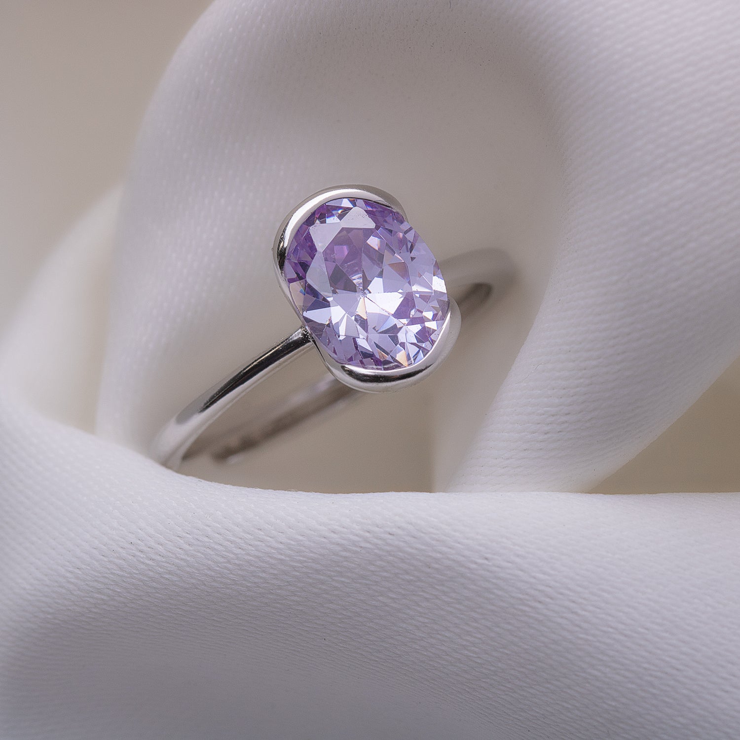 Violaire Silver Ring
