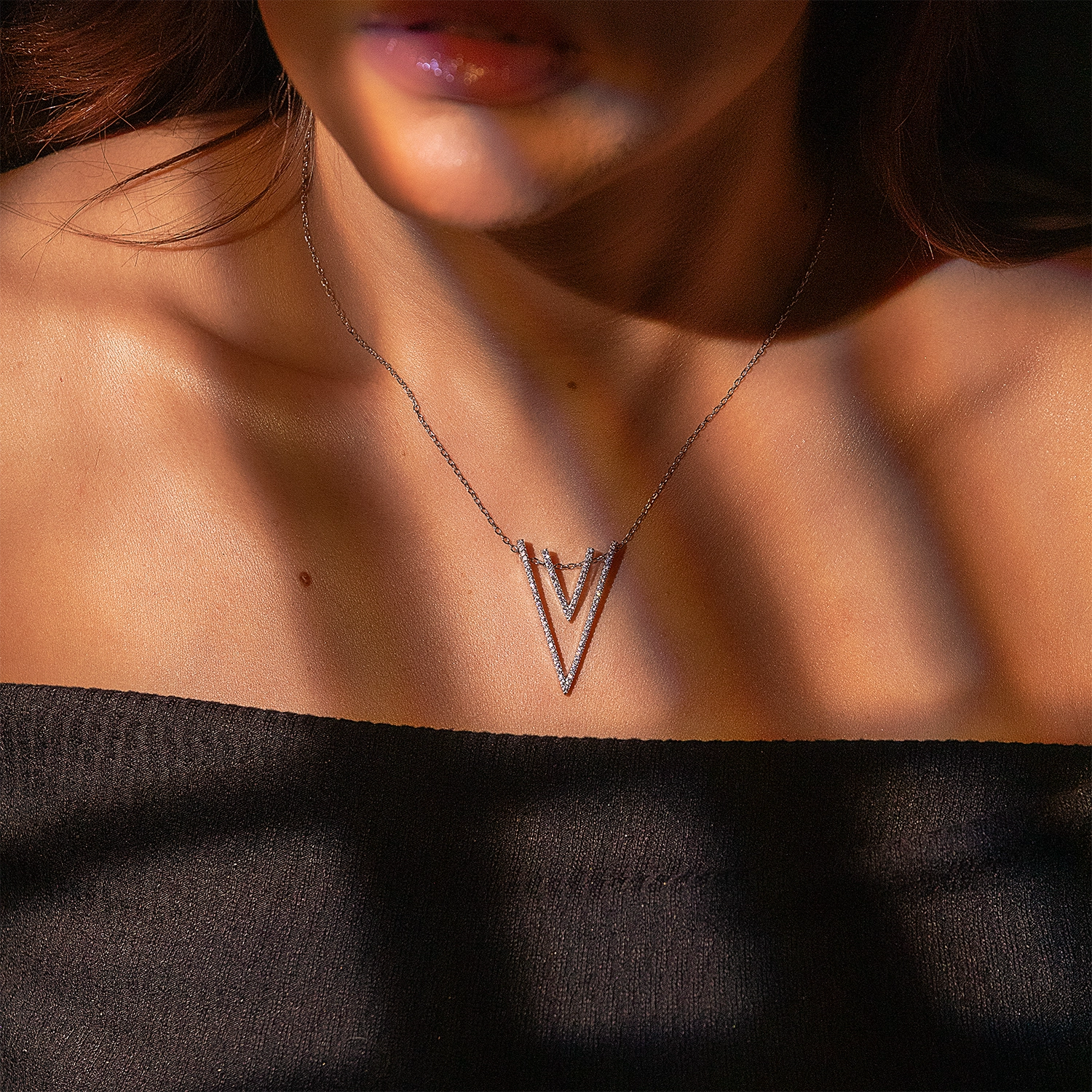 Vertex Glow Silver Necklace