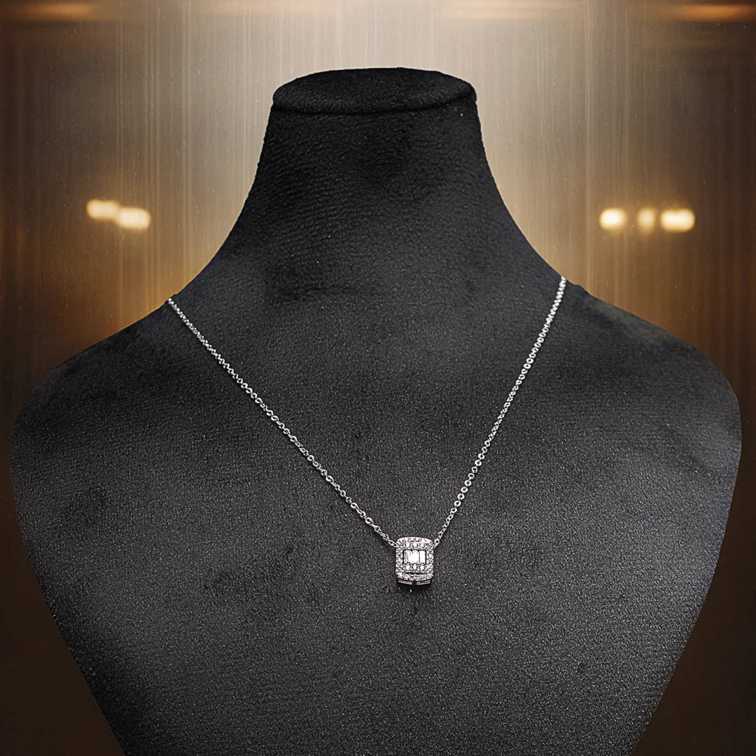 unique Spark Silver Necklace